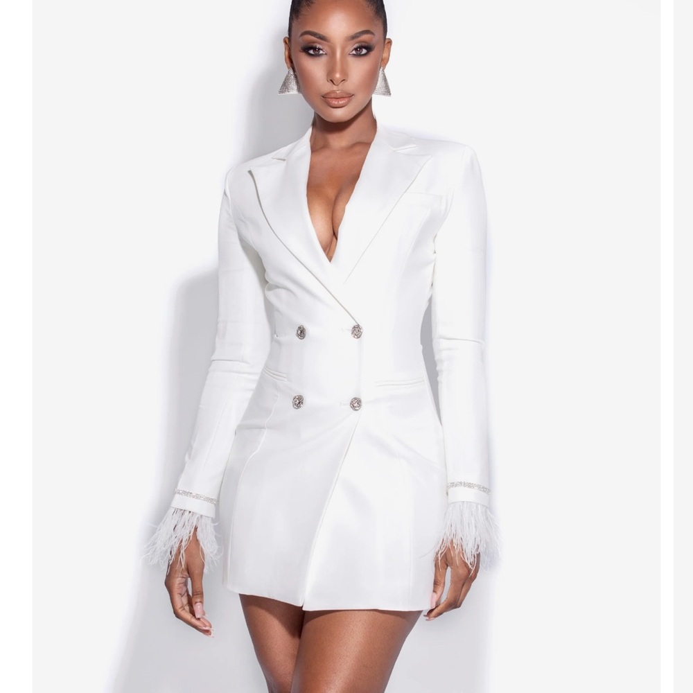 Chic White Long Sleeve Blazer Dress